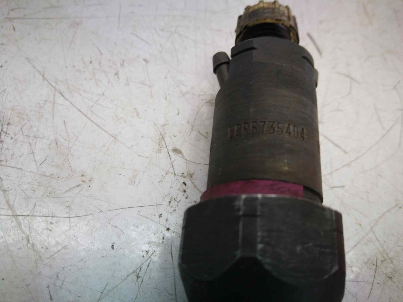 Recambio de inyector para renault clio ii fase i (b/cbo) 1.9 diesel referencia OEM IAM LCR6735404  LUCAS