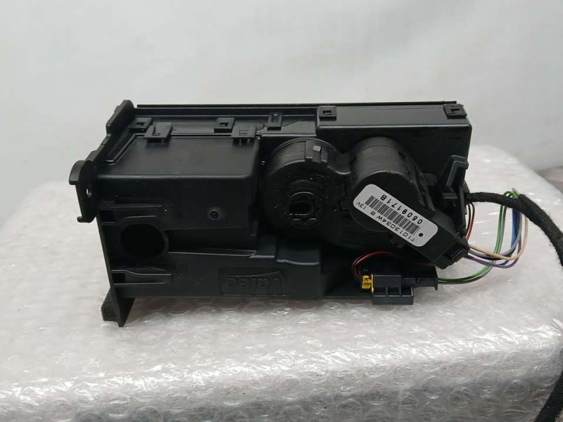 Recambio de modulo electronico para peugeot 5008 gt line referencia OEM IAM 9815211577 NN111761X VALEO