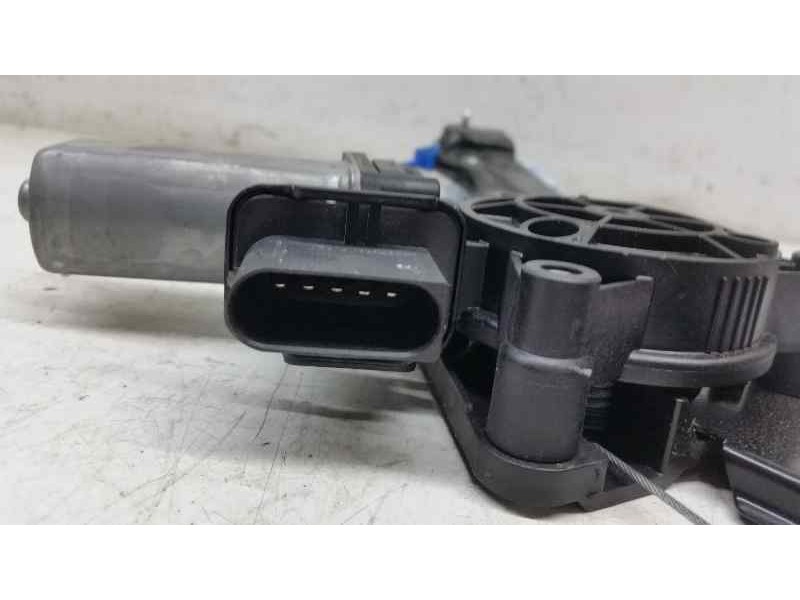 Recambio de elevalunas delantero derecho para bmw serie 2 gran tourer (f46) 216d referencia OEM IAM  5 PINS ELECTRICO