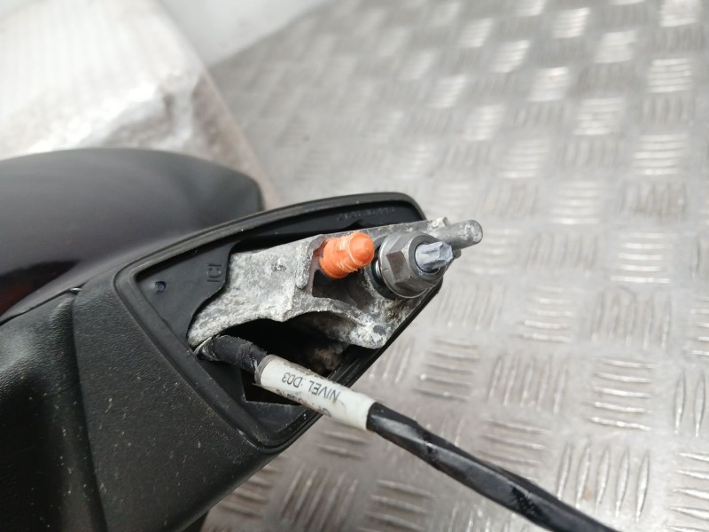 Recambio de retrovisor izquierdo para seat leon (5f1) 1.4 tsi referencia OEM IAM 5F1857507P ELECTRICO ABATIBLE 8 CABLES 21996709