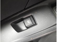 MANDO ELEVALUNAS TRASERO DERECHO 11270662PHD 