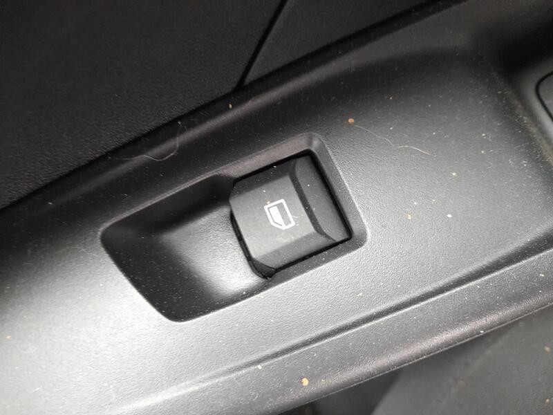 Recambio de mando elevalunas trasero derecho para mg mg 3 (5lfp) mg3 1.5 referencia OEM IAM 11270662PHD  