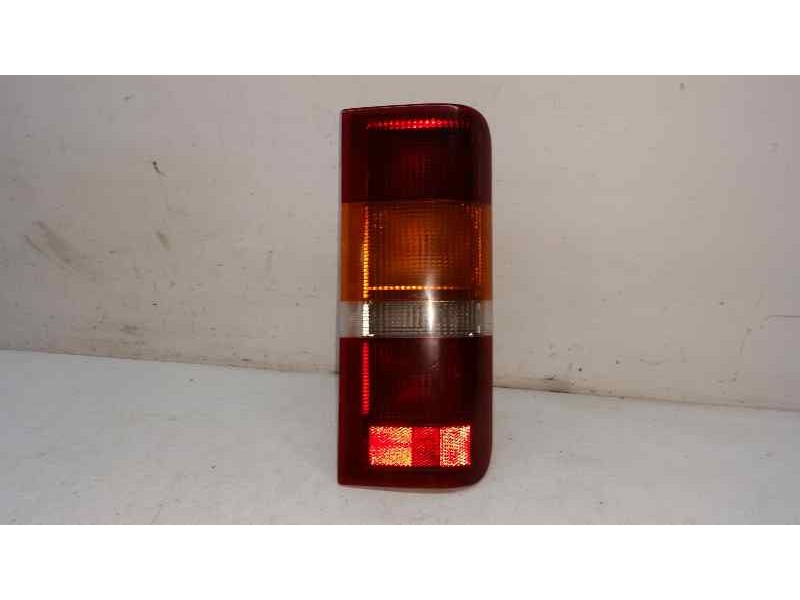 Recambio de piloto trasero derecho para ford fiesta berl./courier surf referencia OEM IAM   