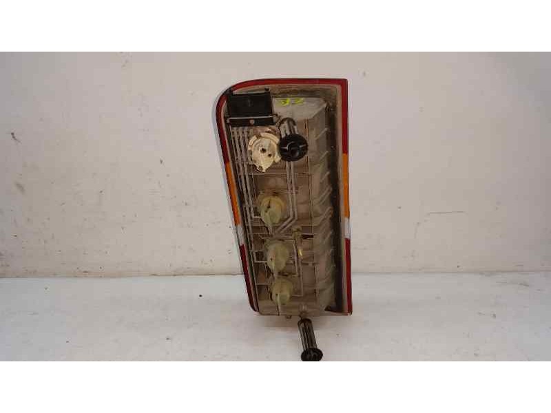 Recambio de piloto trasero derecho para ford fiesta berl./courier surf referencia OEM IAM   