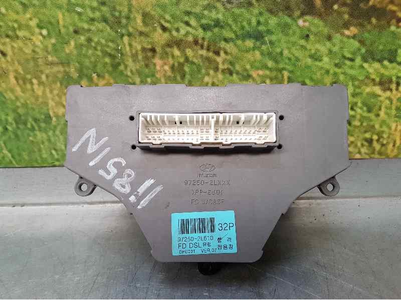 Recambio de mando climatizador para hyundai i30 classic referencia OEM IAM   TOCADO VER FOTOS