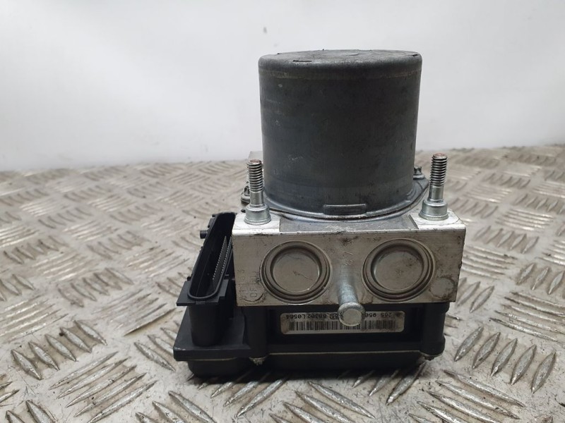 Recambio de abs para toyota corolla verso (r1) 2.2 d-4d luna referencia OEM IAM 445400F020 026523422 