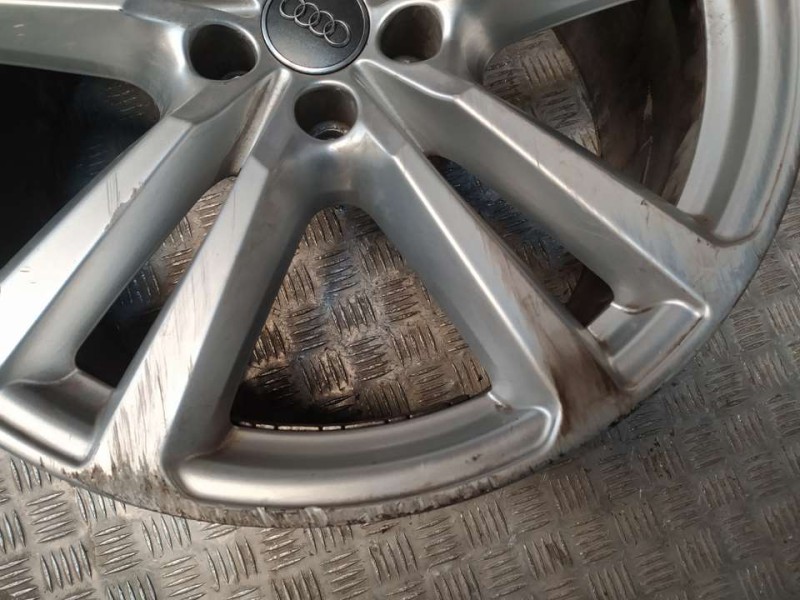 Recambio de llanta para audi q7 (4m) 3.0 tdi quattro referencia OEM IAM 9X20 5 TORN ET33 ALUMINIO 