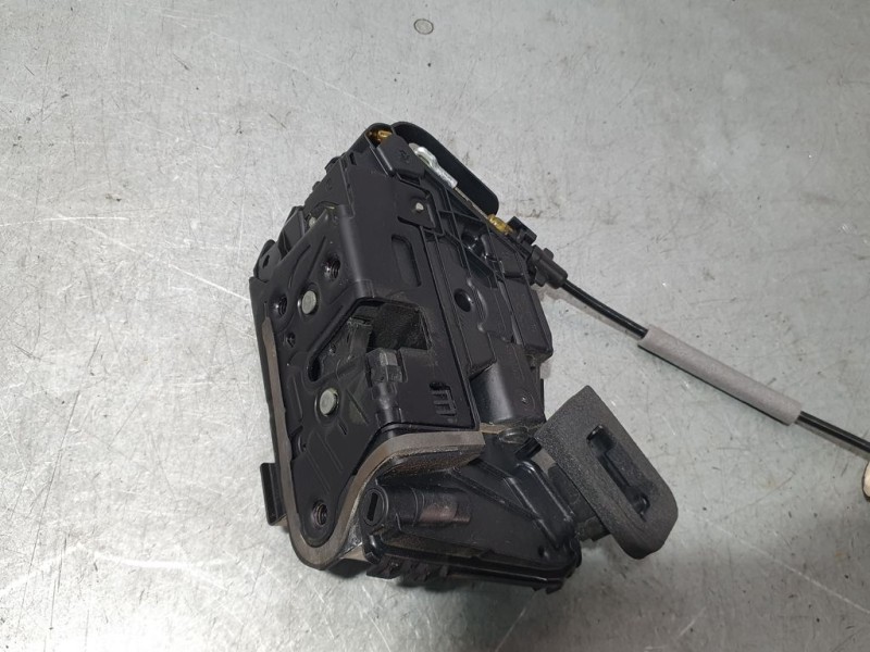 Recambio de cerradura puerta delantera derecha para seat ibiza (kj1) xcellence referencia OEM IAM 5TB837016A  