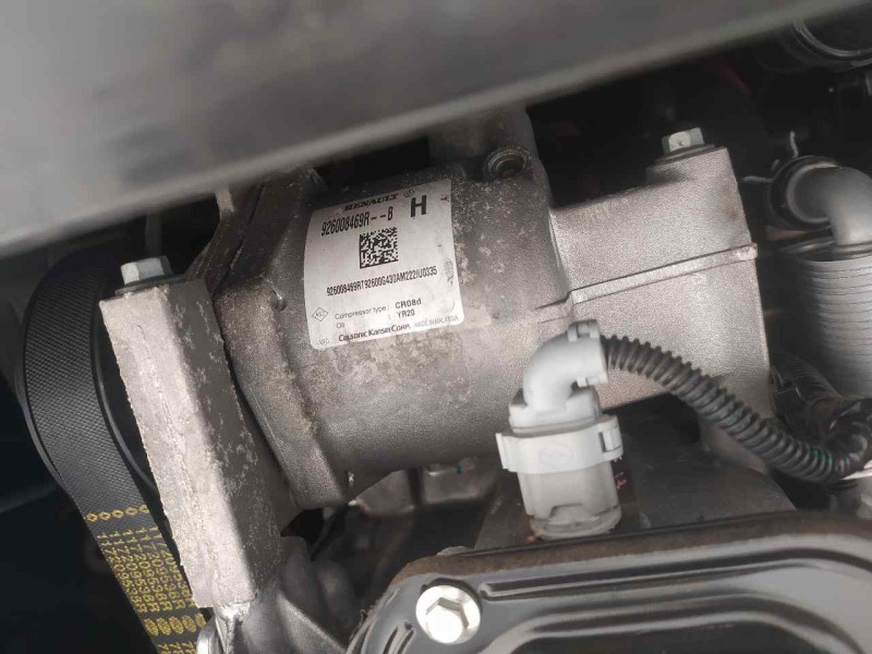Recambio de compresor aire acondicionado para dacia sandero stepway referencia OEM IAM 926008469R  