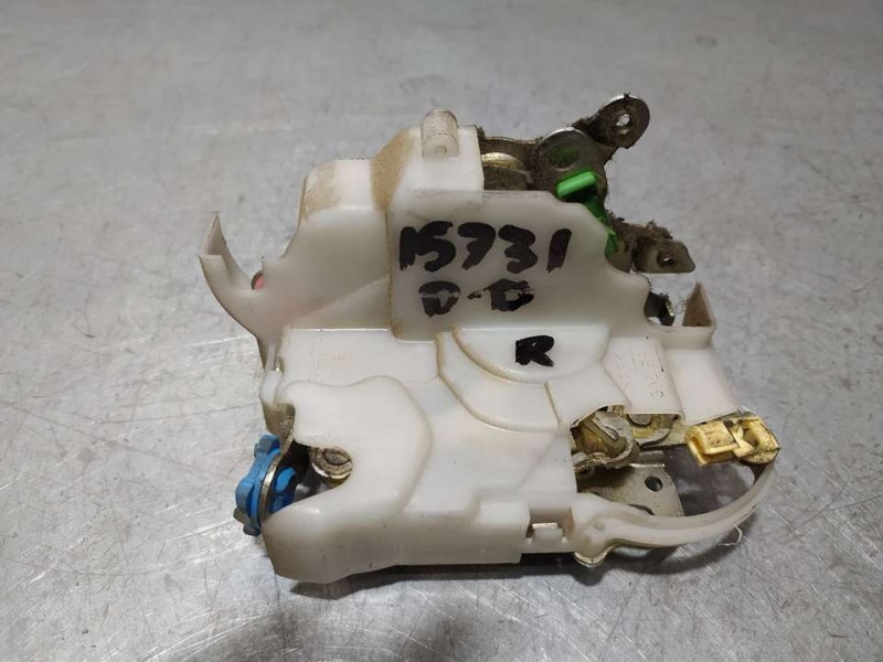 Recambio de cerradura puerta delantera derecha para nissan cabstar 09.06 cabstar 35.xx cabina simple cabina individual referenci