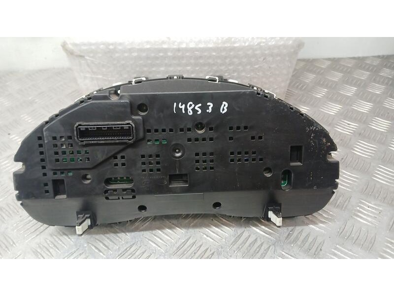 Recambio de cuadro instrumentos para hyundai i40 essence referencia OEM IAM 940013Z420  11001785420H