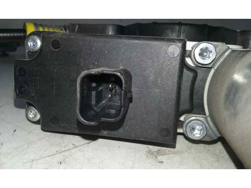 Recambio de elevalunas delantero derecho para citroën c2 vts referencia OEM IAM  2 PINS ELECTRICO