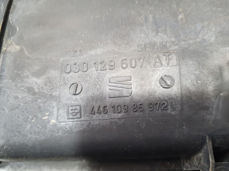 Recambio de tapa motor para seat ibiza (6k1) stella referencia OEM IAM 030129607 44610985972 CAJA FILTRO AIRE