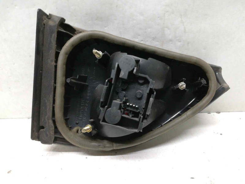 Recambio de piloto trasero derecho para renault megane i classic (la0) 1.4e rn referencia OEM IAM   INTERIOR