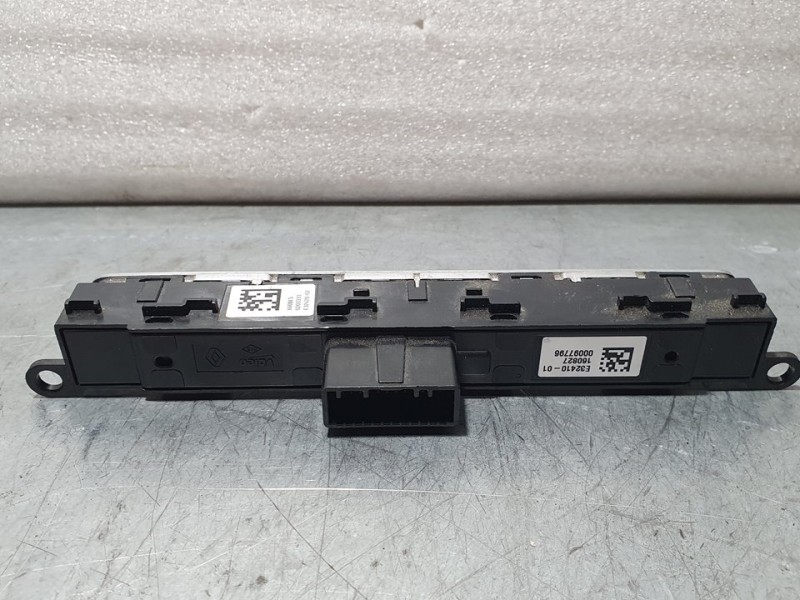 Recambio de mando multifuncion para renault megane iv 5 puertas referencia OEM IAM 283E84929R  