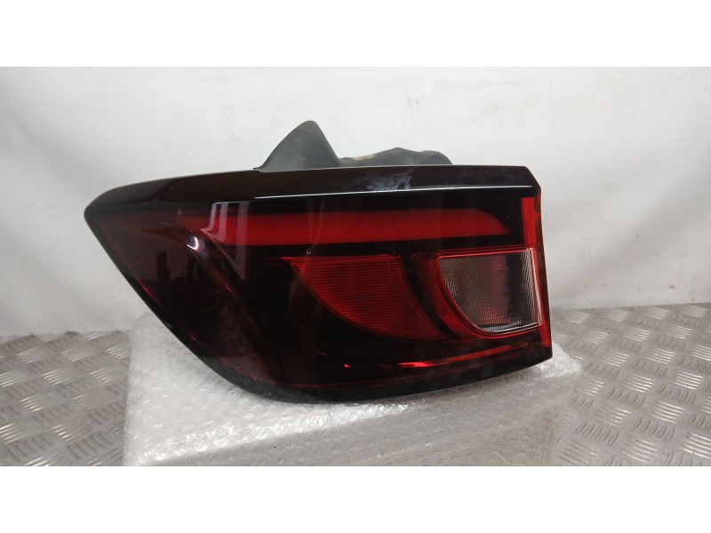 Recambio de piloto trasero izquierdo exterior para mg mg 3 (5lfp) mg3 1.5 referencia OEM IAM 11202863 POCO MANCHADO A30018L0100