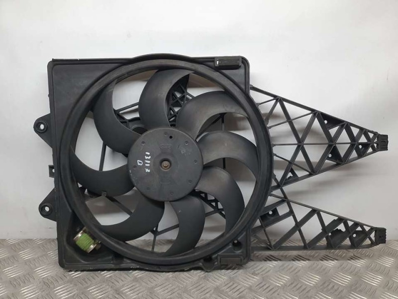 Recambio de electroventilador para fiat bravo (198) 1.6 16v active multijet (77kw) referencia OEM IAM 882300200  