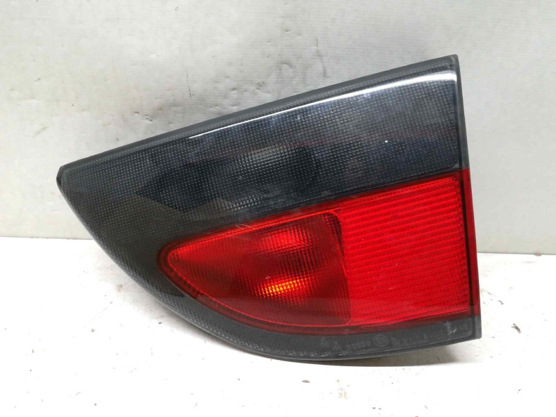 Recambio de piloto trasero derecho para renault megane i classic (la0) 1.4e rn referencia OEM IAM   INTERIOR