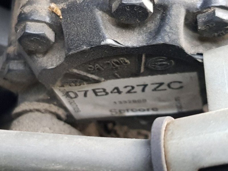 Recambio de bomba direccion para citroën c5 berlina 2.0 16v premier referencia OEM IAM 40076A 07B427ZC 