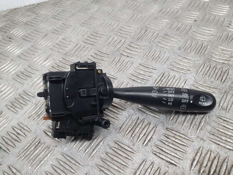 Recambio de mando limpia para toyota yaris (ncp1/nlp1/scp1) 1.3 luna referencia OEM IAM GF30173647  