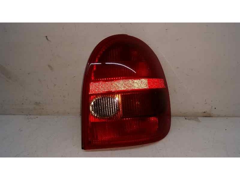 Recambio de piloto trasero derecho para opel corsa b fresh referencia OEM IAM   