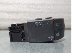 Recambio de mando multifuncion para renault captur zen referencia OEM IAM SIN REF  