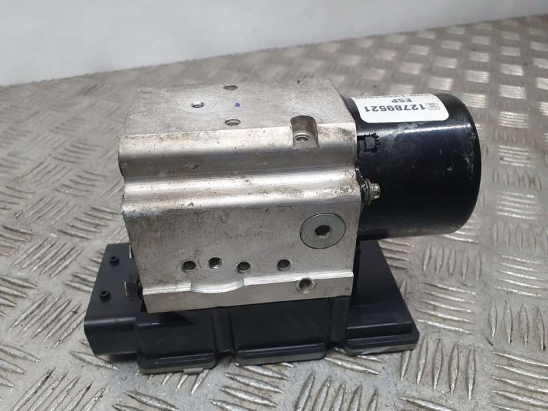 Recambio de abs para saab 9-3 berlina 1.8 t vector referencia OEM IAM 12789521 13663905 TRW