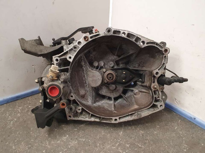 Recambio de caja cambios para citroën c5 berlina 2.0 16v premier referencia OEM IAM 20DF30 3741608A 5VELOCIDADES