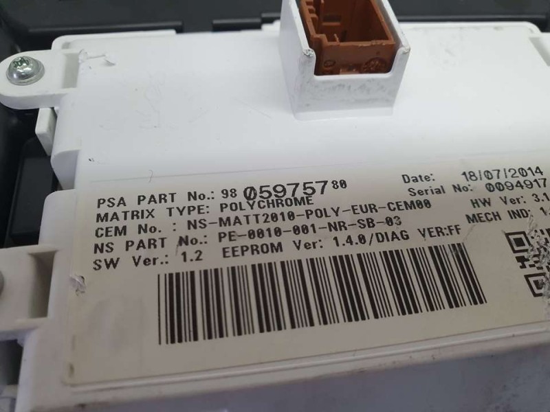 Recambio de cuadro instrumentos para peugeot 508 allure referencia OEM IAM 9805975780 9824842180 