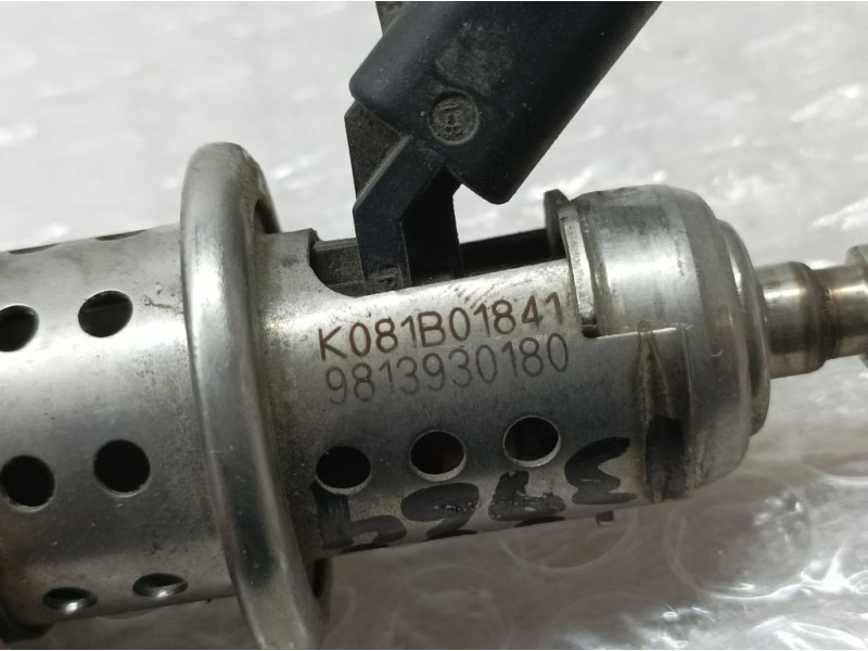Recambio de inyector adblue para citroën c3 shine referencia OEM IAM 9813930180  
