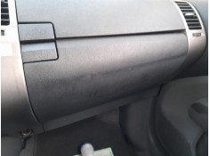 Recambio de guantera para toyota prius (hw2) 1.5 hybrid (hw20) referencia OEM IAM 5555047040E2 INFERIOR 