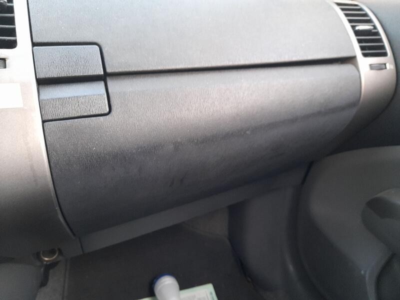 Recambio de guantera para toyota prius (hw2) 1.5 hybrid (hw20) referencia OEM IAM 5555047040E2 INFERIOR 