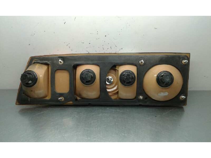 Recambio de piloto trasero derecho para mg 2400 referencia OEM IAM   