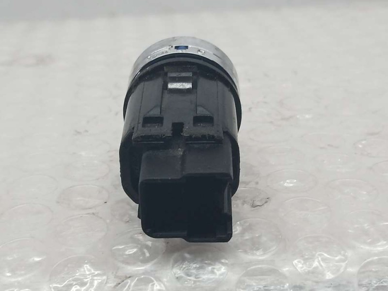 Recambio de boton start/stop para ford c-max titanium referencia OEM IAM AM5T11572AA  