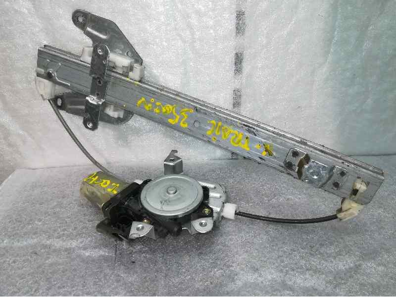 Recambio de elevalunas trasero derecho para nissan x-trail (t30) comfort referencia OEM IAM 8073089913 2 PINS ELECTRICO MMR62111