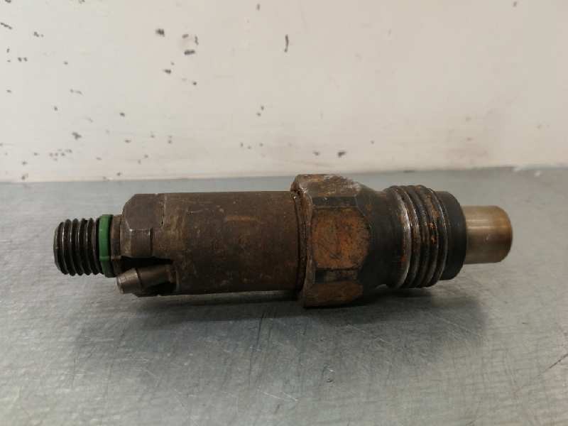 Recambio de inyector para peugeot 106 (s2) 1.5 diesel cat (tud5 / vjx) referencia OEM IAM LCR6730710C  LUCAS