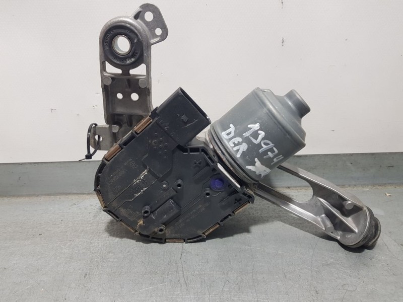 Recambio de motor limpia delantero para ford focus lim. (cb8) ambiente referencia OEM IAM BM5117504BH 0390248109 BOSCH-DERECHO