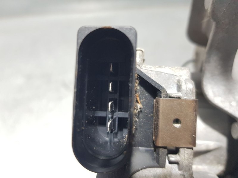 Recambio de motor limpia delantero para ford focus lim. (cb8) ambiente referencia OEM IAM BM5117504BH 0390248109 BOSCH-DERECHO