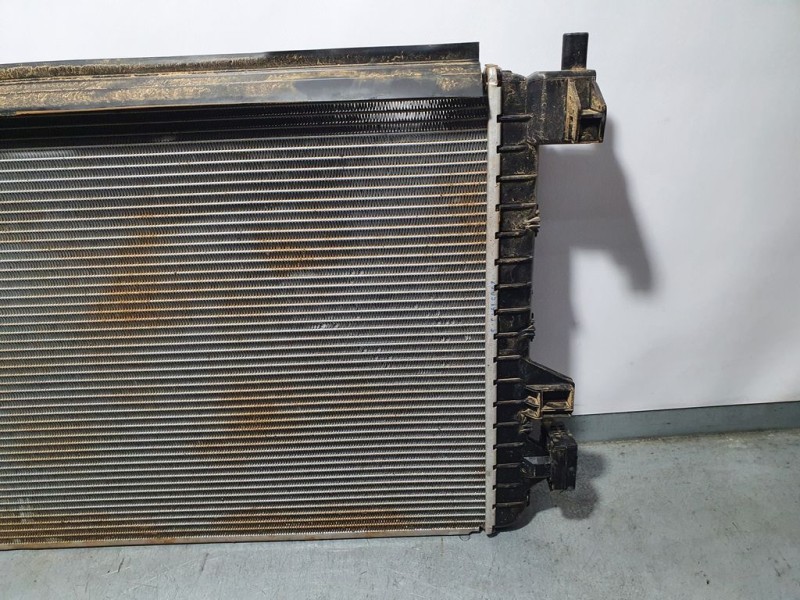 Recambio de radiador agua para seat ateca (kh7) style plus referencia OEM IAM 5Q0121251HS  SOPORTES ROTOS