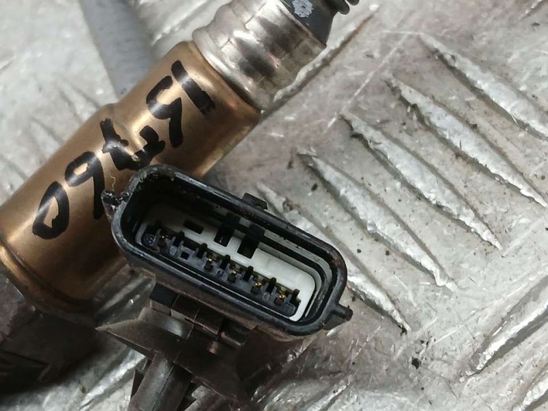 Recambio de sonda lambda para mercedes-benz clase b (w246) b 180 cdi (246.212) referencia OEM IAM H8201395330 0281004221 