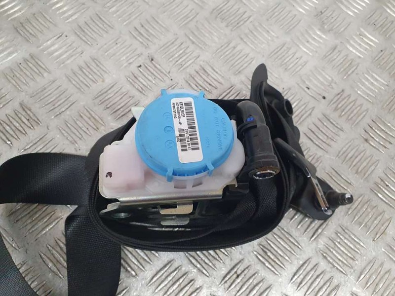 Recambio de pretensor airbag derecho para mercedes-benz clase gla (w156) gla 200 cdi (156.908) referencia OEM IAM 307494599228AP