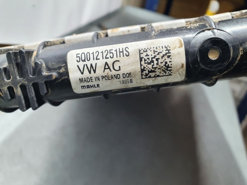 Recambio de radiador agua para seat ateca (kh7) style plus referencia OEM IAM 5Q0121251HS  SOPORTES ROTOS