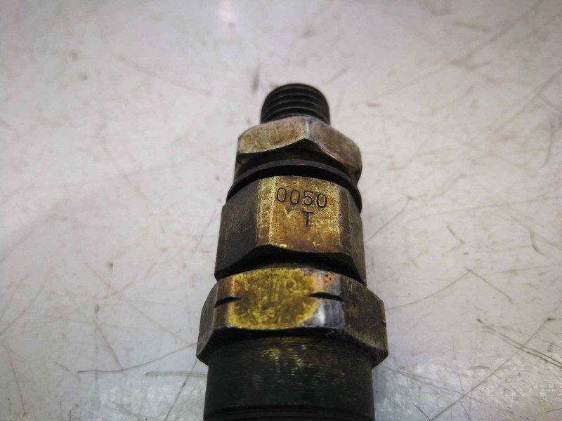 Recambio de inyector para nissan terrano/terrano.ii (r20) 2.7 turbodiesel referencia OEM IAM 0050T  ZEXEL