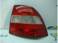 Recambio de piloto trasero derecho para opel vectra b berlina básico referencia OEM IAM   