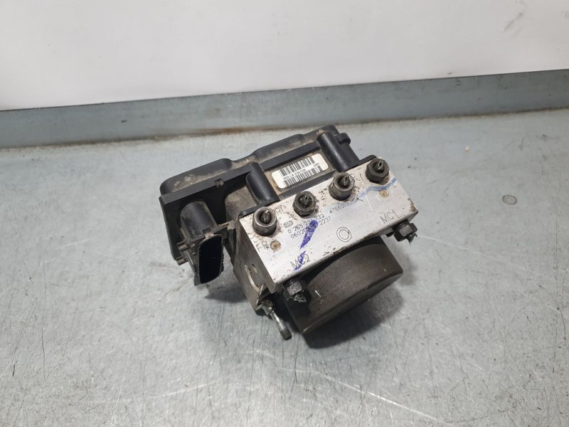 Recambio de abs para nissan note (e11e) visia referencia OEM IAM 476609U10 0265231732 BOSCH