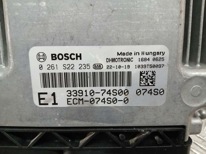 Recambio de centralita motor uce para suzuki vitara hybrid referencia OEM IAM 3391074S00 0261S22235 BOSCH