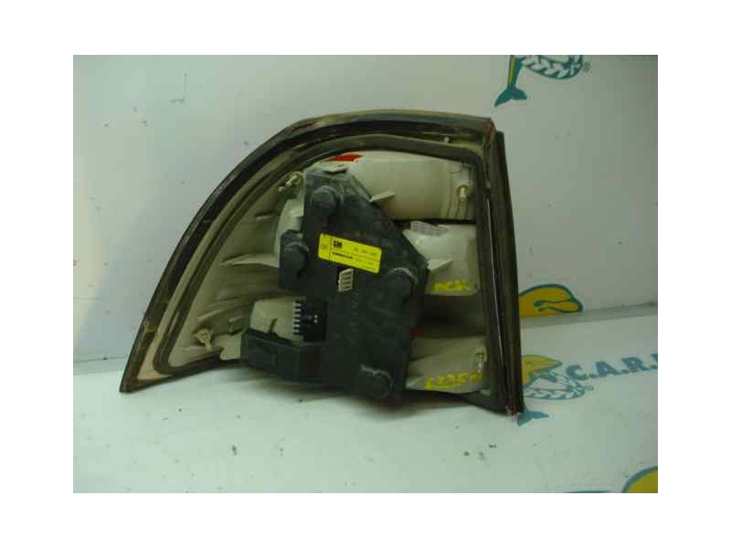 Recambio de piloto trasero derecho para opel vectra b berlina básico referencia OEM IAM   