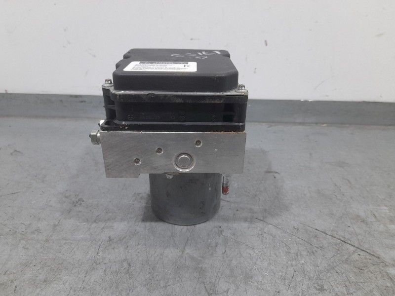 Recambio de abs para toyota auris (_e15_) 1.4 d-4d (nde150_) referencia OEM IAM 4454002060  