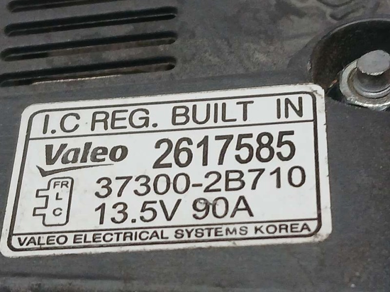 Recambio de alternador para kia cee´d concept referencia OEM IAM 373002B710 2617585 VALEO