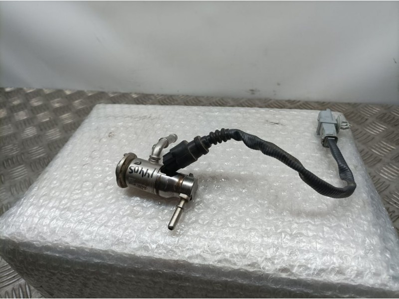 Recambio de inyector adblue para nissan qashqai (j11) acenta referencia OEM IAM 208995377R L256402296 